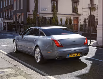 Jaguar XJL [UK-spec] (X351) '2010–15