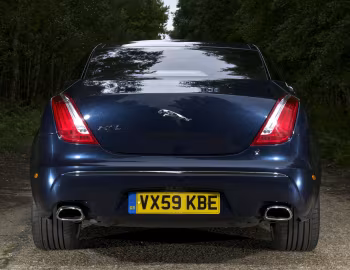 Jaguar XJL [UK-spec] (X351) '2010–15