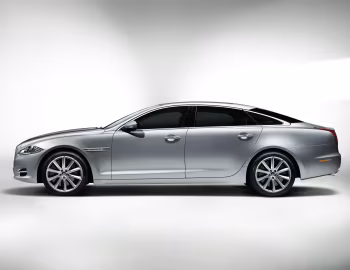 Jaguar XJL [UK-spec] (X351) '2010–15