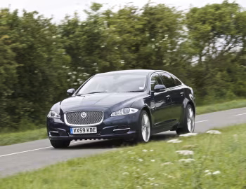Jaguar XJL [UK-spec] (X351) '2010–15