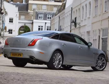 Jaguar XJL [UK-spec] (X351) '2010–15