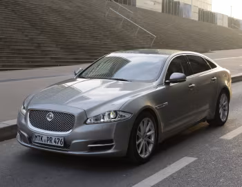 Jaguar XJL [Worldwide] (X351) '2009–15