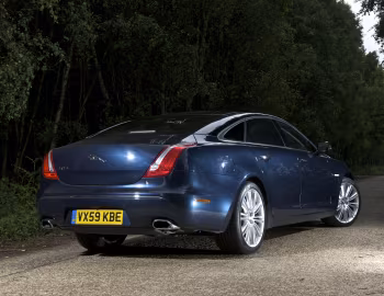 Jaguar XJL [UK-spec] (X351) '2010–15