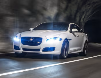 Jaguar XJR [UK-spec] (X351) '2015–19