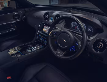 Panel frontal Jaguar XJR [UK-spec] (X351) '2015–19