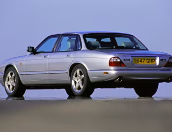 Jaguar XJR [UK-spec] (X308) '1997–2003