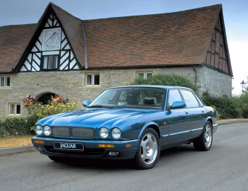 Jaguar XJR [UK-spec] (X300) '1994–97