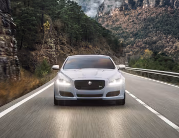 Jaguar XJR [UK-spec] (X351) '2015–19
