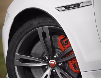 Jaguar XJR [UK-spec] '2013–15