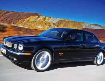 Jaguar XJR [Worldwide] (X350) '2003–07