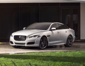 Jaguar XJR [UK-spec] (X351) '2015–19