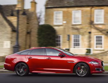 Jaguar XJR [UK-spec] (X351) '2015–19