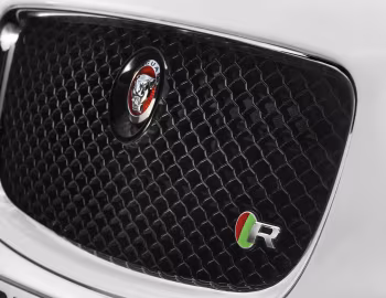 Jaguar XJR [UK-spec] '2013–15