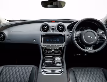 Panel frontal Jaguar XJR575 [UK-spec] (X351) '2017–19