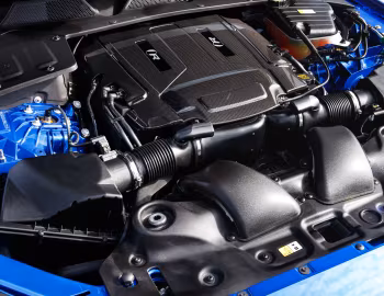 Bajo el capó Jaguar XJR575 [Worldwide] (X351) '2017–19