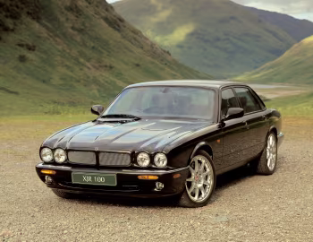 Jaguar XJR 100 (X308) '2002