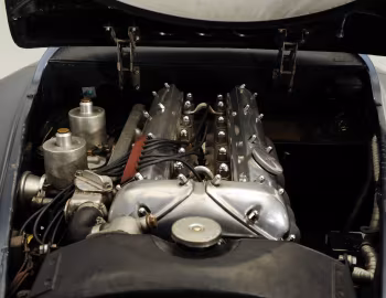 Bajo el capó Ecurie Ecosse Jaguar XK120 Competition Roadster (#660578) '1951