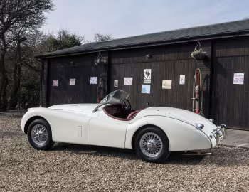 Jaguar XK120 Roadster [UK-spec] '1950–54