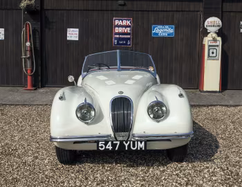 Jaguar XK120 Roadster [UK-spec] '1950–54