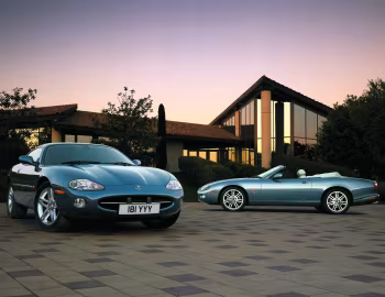 Jaguar XK (X100) '10.2002–04