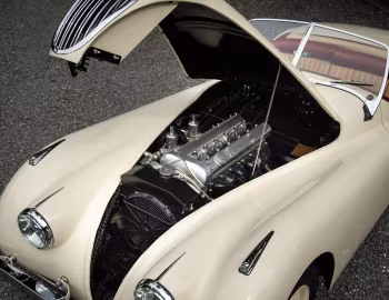Bajo el capó Jaguar XK120 Alloy Roadster [UK-spec] '1948–50
