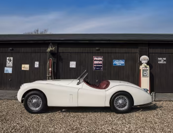 Jaguar XK120 Roadster [UK-spec] '1950–54