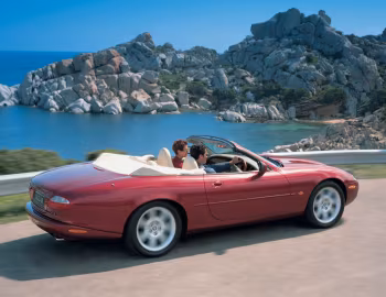Jaguar XK8 Convertible [UK-spec] (X100) '1996–2000