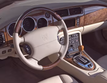 Panel frontal 2005 Jaguar XK8 Convertible [North America] (X100) '2004–05