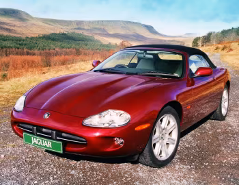 Jaguar XK8 Convertible [UK-spec] (X100) '1996–2000
