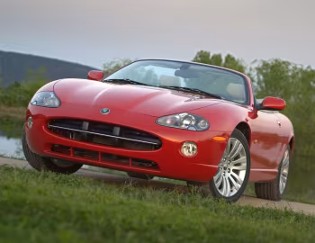 2005 Jaguar XK8 Convertible [North America] (X100) '2004–05