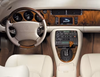 Panel frontal 2004 Jaguar XK8 Convertible [North America] '2003–04