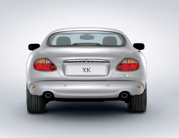 Jaguar XK8 Coupe [UK-spec] (X100) '2003–04