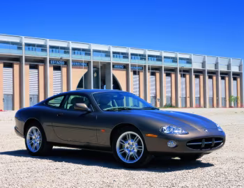 Jaguar XK8 Coupe [Worldwide] (X100) '2000–02