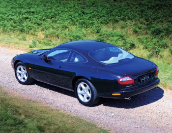 Jaguar XK8 Coupe [UK-spec] (X100) '1996–2000