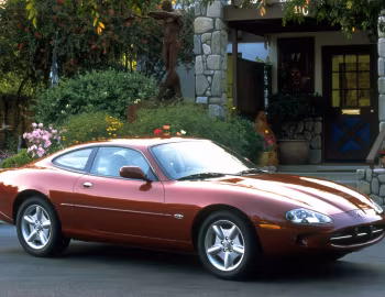 1997–2000 Jaguar XK8 Coupe [North America] (X100) '1996–2000