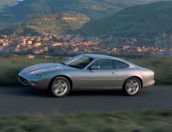 Jaguar XK8 Coupe [UK-spec] (X100) '1996–2000