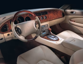Interior Jaguar XK8 Coupe [Worldwide] (X100) '1996–2000