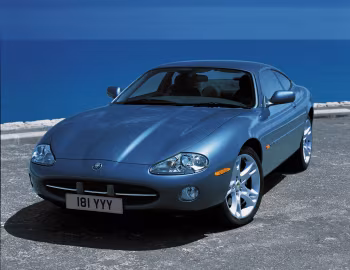 Jaguar XK8 Coupe [UK-spec] (X100) '2003–04