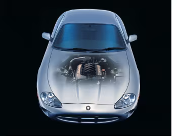 Bajo el capó Jaguar XK8 Coupe [UK-spec] (X100) '1996–2000