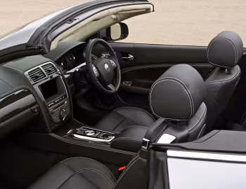 Interior Jaguar XK Convertible [UK-spec] '2009–11