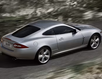 Jaguar XK Coupe '2009–11