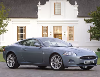Jaguar XK Coupe [UK-spec] '2006–09