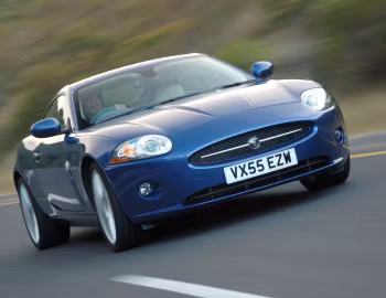 Jaguar XK Coupe [UK-spec] '2006–09