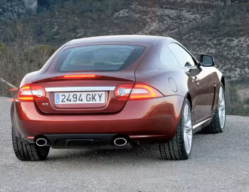 Jaguar XK Coupe '2009–11