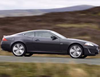 Jaguar XK Coupe [UK-spec] '2009–11