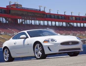 Jaguar XK Coupe '2009–11