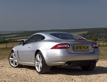 Jaguar XK Coupe [UK-spec] '2009–11