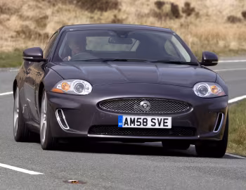 Jaguar XK Coupe [UK-spec] '2009–11