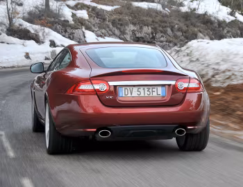 Jaguar XK Coupe '2009–11