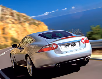 Jaguar XK Coupe '2006–09